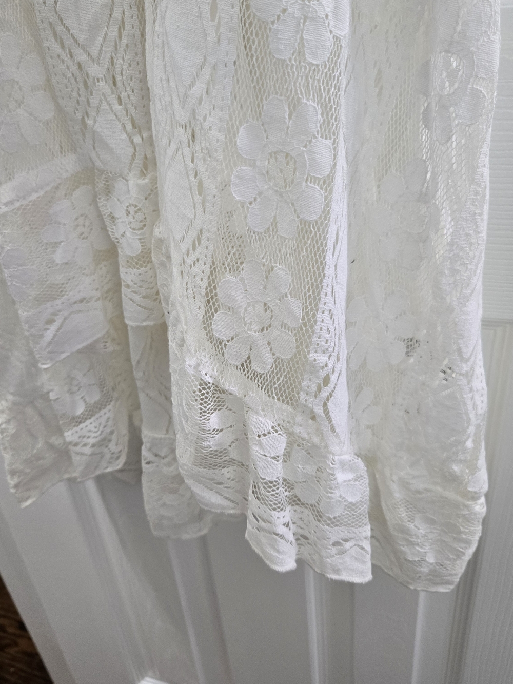 Cupshe Ivory Lace Maxi Dress with Tassel Detail - Picture 5 of 5